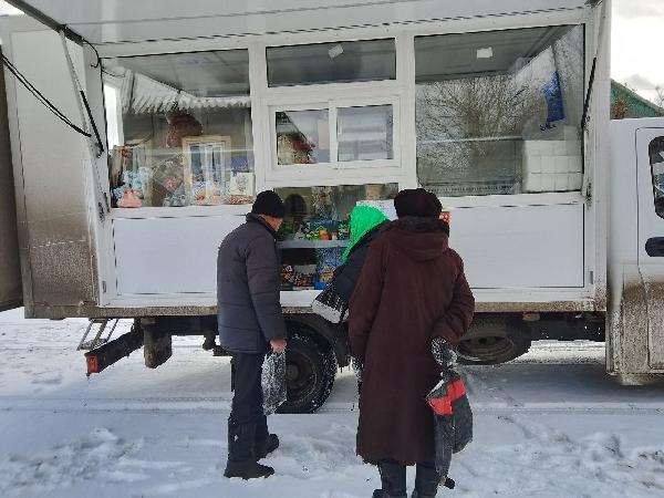 Прошла выездная торговля с использованием автомагазинов в населенных пунктах Республики