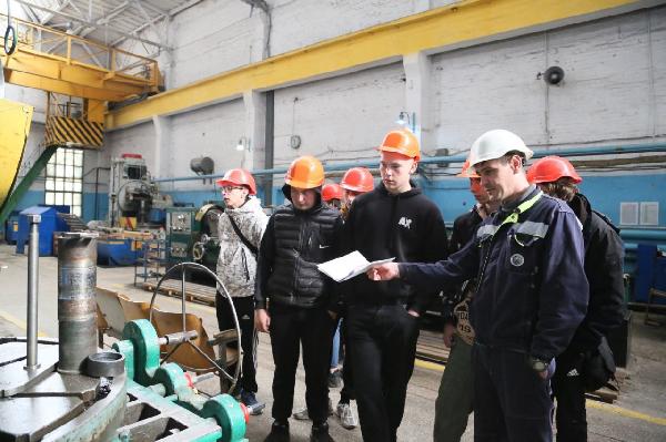Комсомольское рудоуправление открывает свои двери для студентов техникума